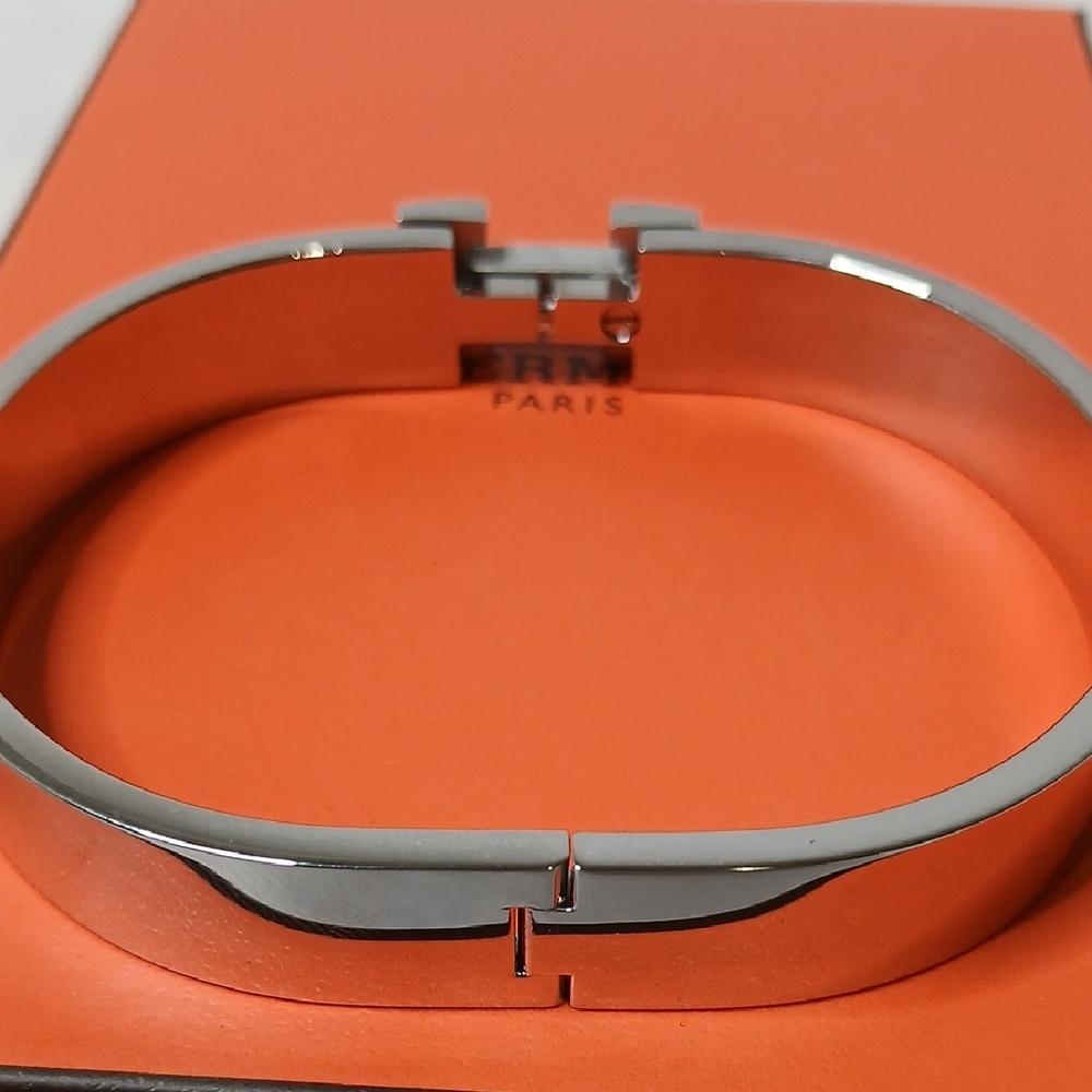 Hermes Teal Enamel Clic H Bracelet with Silver Hardware - Picture 4 of 5